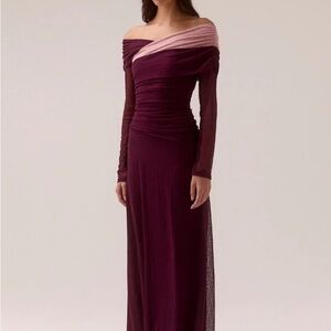 SOVERE Cascade Mesh Dress Chic Off-Shoulder Burgundy Maxi Dress